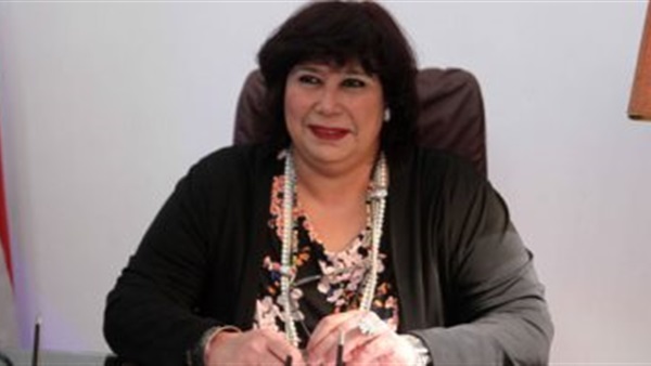 ايناس عبدالدايم تدعو للحفاظ على الأرشيفات العربية باعتبارها الحاضنة الرئيسية لتاريخ الأمة