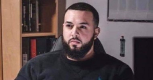 شقيق هيثم أحمد زكي: كنا شبه بعض في حاجات كتير و كان يتعرض لنوبات صداع تمنعه من النوم 
