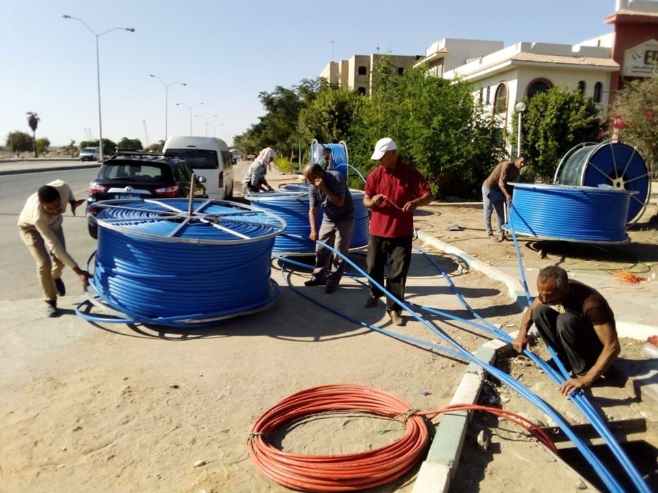 رئيس الجهاز: استبدال شبكات التليفونات بألياف ضوئية لتقديم أحدث الخدمات التكنولوجية بمدينة 6 أكتوبر