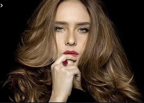 نيللي كريم تشكر جمهورها بعد أزمتها الصحية: ربنا ما يحرمني منكم