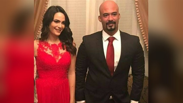 خطيبة هيثم أحمد زكي تدعو المواطنين لحضور جنازته: 