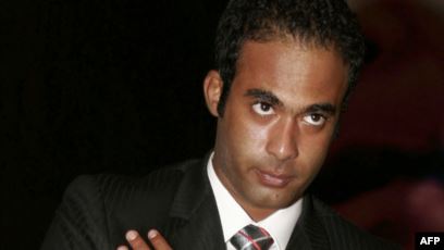 عمر السعيد أول الحضور لجنازة هيثم أحمد زكي