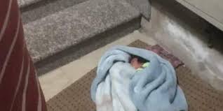 العثور على طفلة حديثة الولادة ملقاة أمام دار الأيتام ببنى سويف 