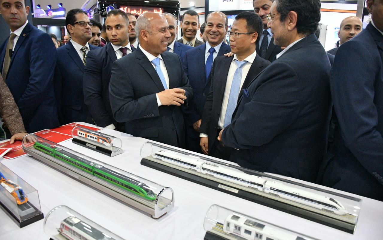الوزير: المعرض الثاني لتكنولوجيا النقل منصة حيوية لتبادل الخبرات والتعرف على التجارب الناجحة 