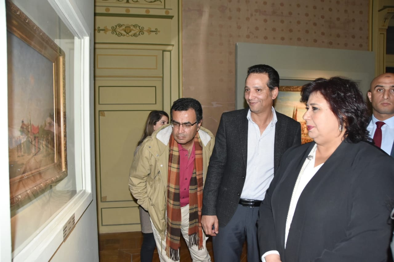 120 لوحة من ذاكرة الشرق في مجمع الفنون بالزمالك 