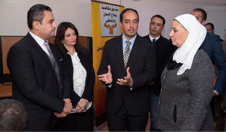 نيفين القباج: الكشف عن تعاطى المخدرات لـ120 ألف موظف وانخفاض النسبة إلى 2 في المئة