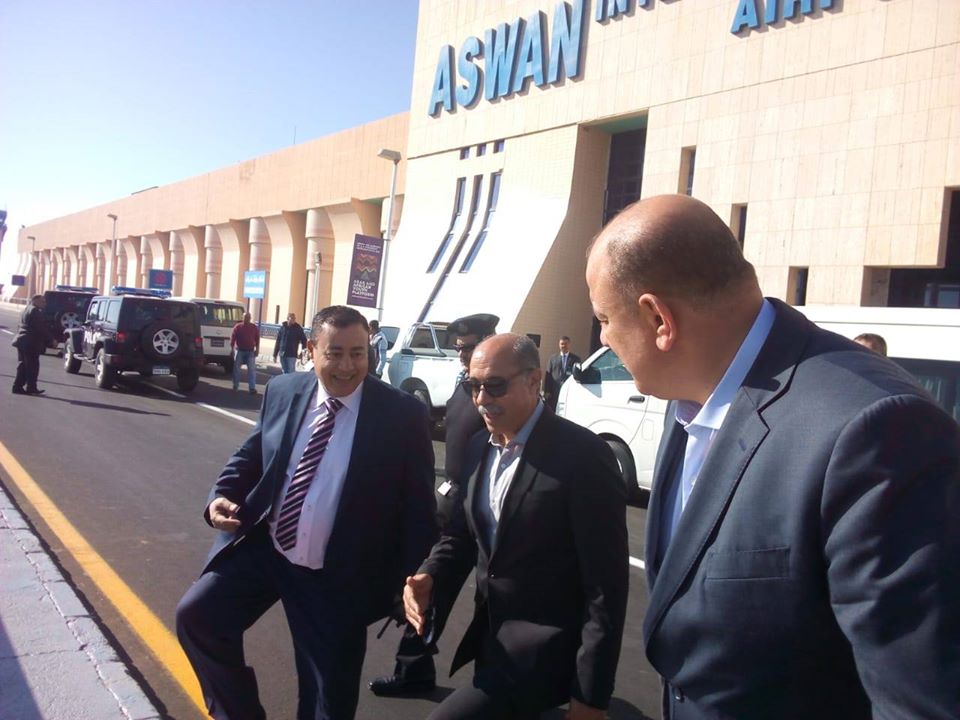 وزير الطيران يتفقد مطار أسوان استعدادا لإستقبال ضيوف مؤتمر السلام والتنمية المستدامة