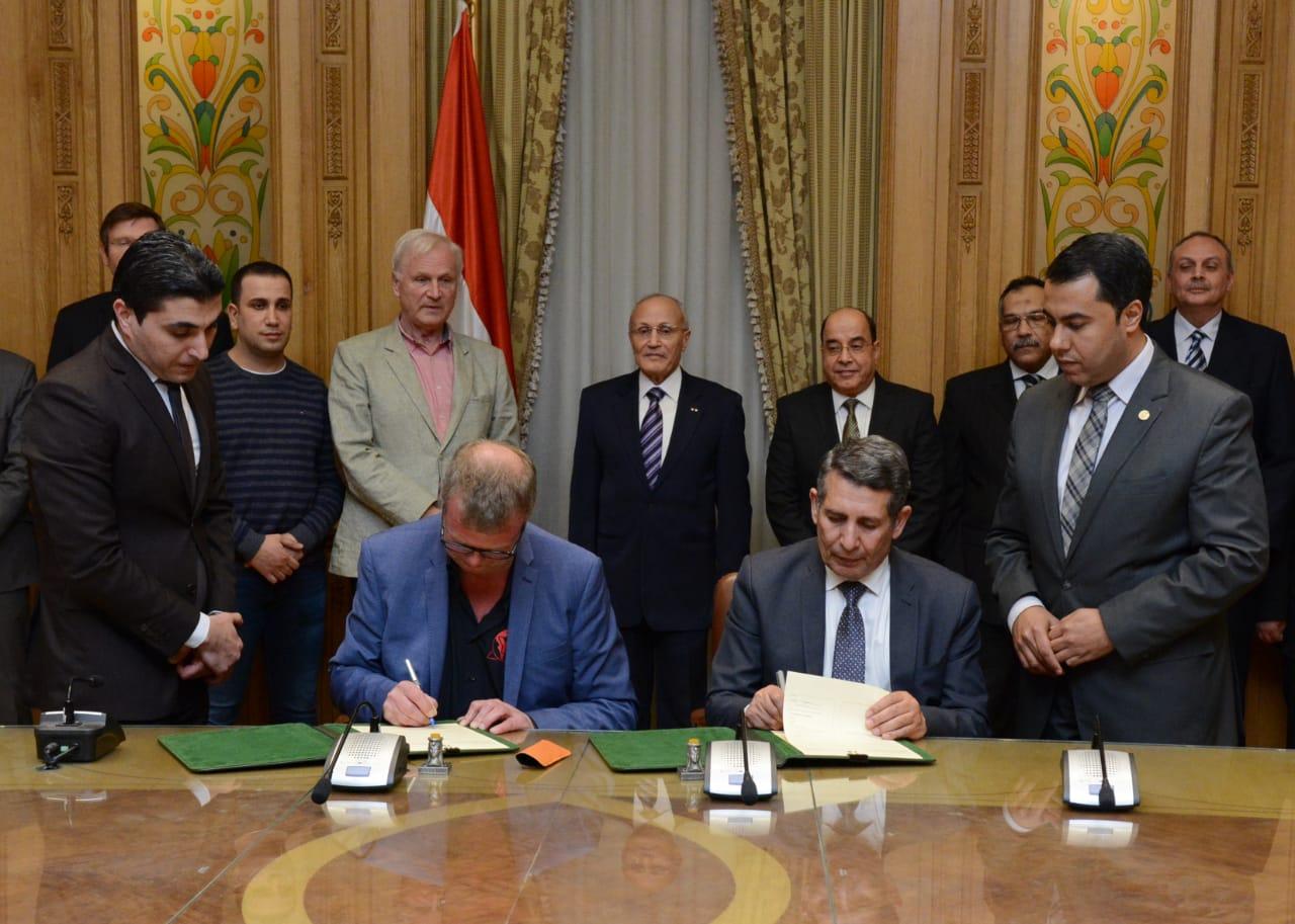 وزارة الإنتاج الحربي توقع عقود شراكة مع شركات ألمانية للتعاون في مجال تدوير المخلفات