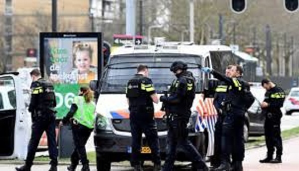إرهابي عملية مترو هولندا أعترف بجريمته 