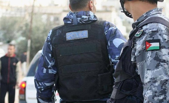 أمن الأردن يعثر على نجل السفير الليبي بطلقة في الرأس داخل سيارته