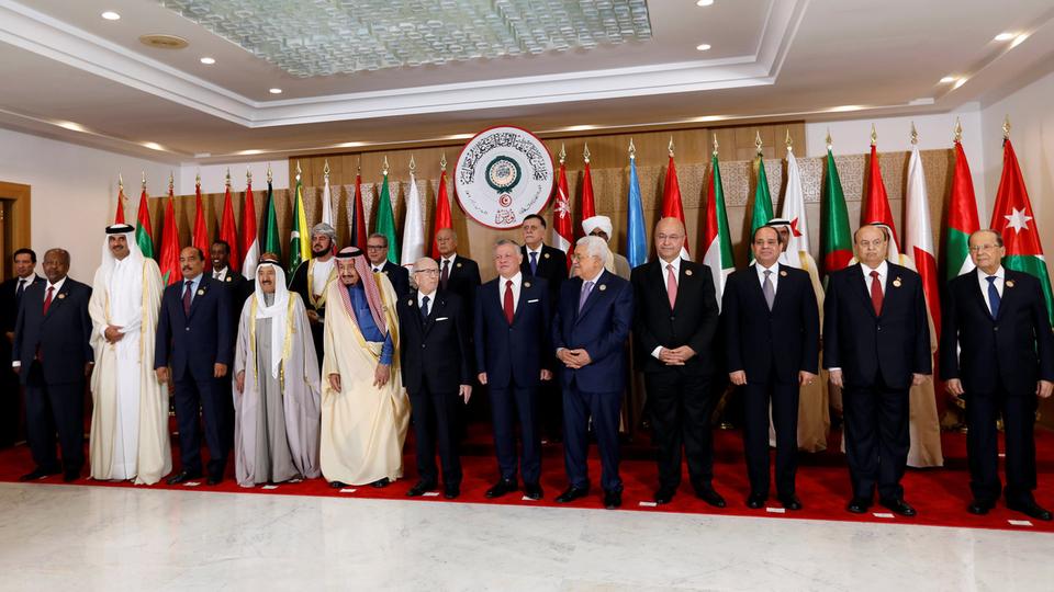 البيان الختامي لقمة تونس يرفض القرارت الأمريكية بشان القدس والجولان ويؤكد أهمية الحلول السياسية لقضايا المنطقة
