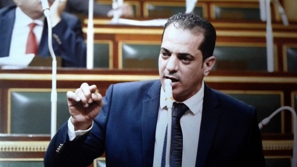 برلماني: طارق الملا يتستر على فساد في بتروتريد بقيمة 250 مليون جنيه