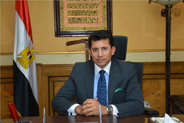 وزارة الشباب تحقق فى 