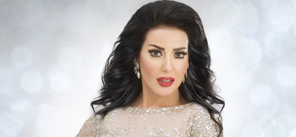 سمية الخشاب: بقول لكل سيدة جوزها ضربها 