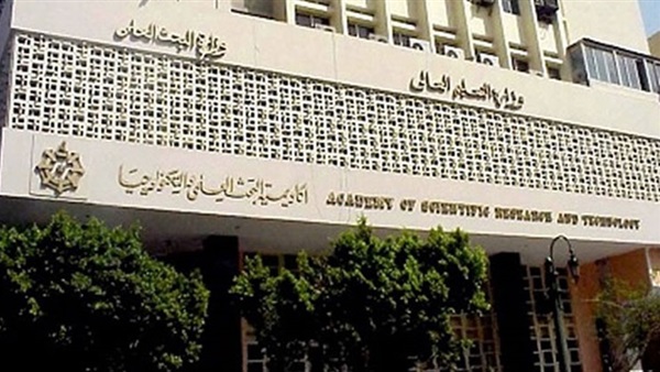 السبت.. البحث العلمي يكرم المخترعين المصريين الفائزين بمعرض جنيف الدولى