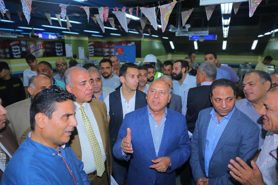 وزارة النقل تعلن توافد الركاب على محطات المترو الجديدة من بداية التشغيل.. وإقبال كثيف على الاشتراكات المخفضة 