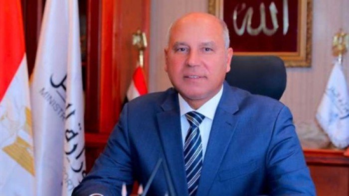 الوزير: رفع حالة الاستعداد القصوي بوسائل النقل المختلفة لتسهيل تنقل الجماهير خلال مباريات كأس الأمم الافريقية 