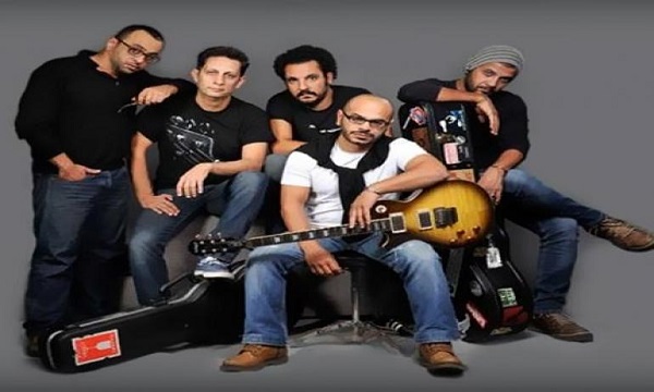   فيديو..فرقة مسار إجبارى تنطلق بأولى حفلاتها وتغنى 