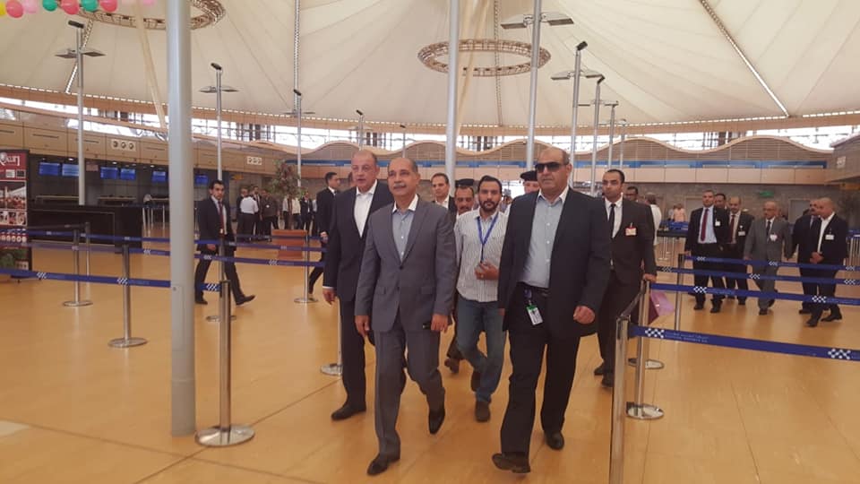 فى ثانى أيام العيد .. وزير الطيران المدنى يتفقد مطار شرم الشيخ ويوجه بتذليل كافة العقبات أمام الركاب العرب والأجانب 