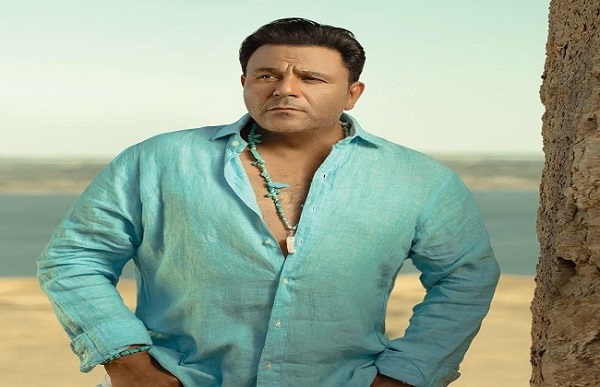 محمد فؤاد ينتهي من تسجيل أغنية 