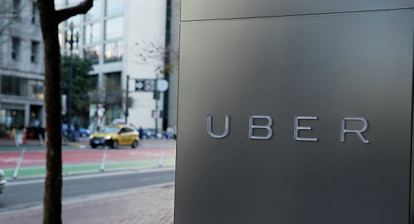 أوبر العالمية تقدم خدمتها الجديدة Uber Copter يوليو القادم