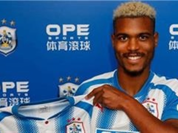 لاعب بنين : أسعي لصناعة التاريخ للكرة في بلدي
