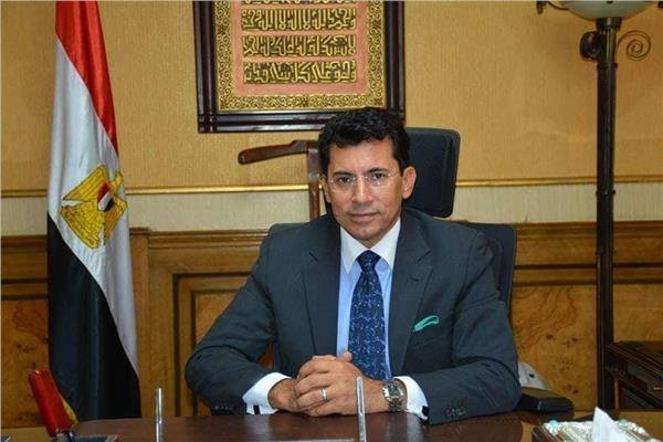 وزير الرياضة يهنئ المنتخب الوطنى بصدارة المجموعة والتأهل للدور ال16