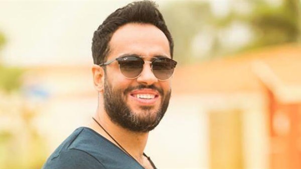  رامى جمال يستعد لتسجيل أغنية جديدة 