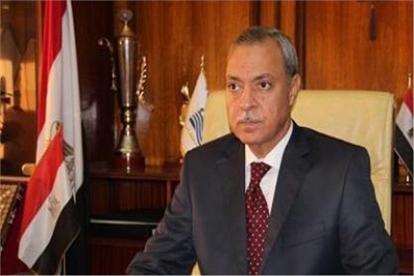 محافظ قنا ورئيس الهيئة العامة للتنمية الصناعية يتفقدا مجمع الصناعات الصغيرة والمتوسطة