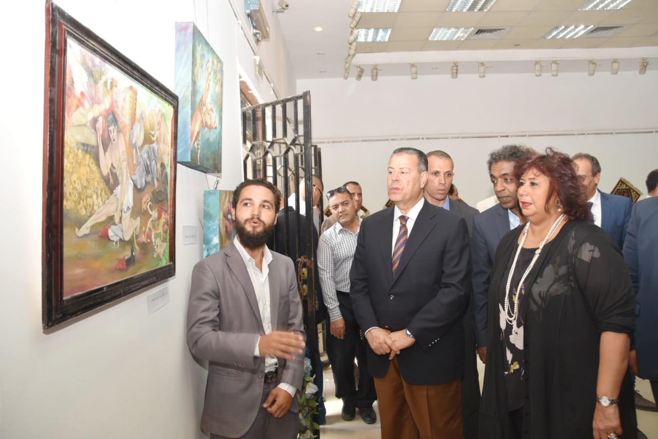 وزير الثقافة ومحافظ بني سويف يتفقدان قصر الثقافة بالمدينة