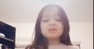 أحمد زاهر يهنئ ابنته منى فى عيد ميلادها