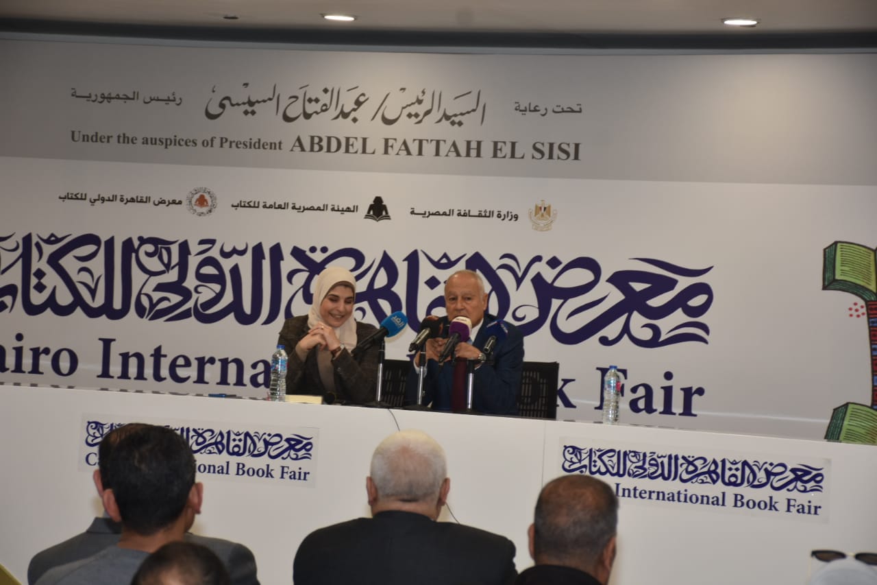 أبو الغيط: وقف التدخلات الخارجية في العراق يساعد في حلحلة أزمته
