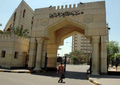 جناح الأزهر يشارك في معرض الكتاب: الشعراوي شخصية العام
