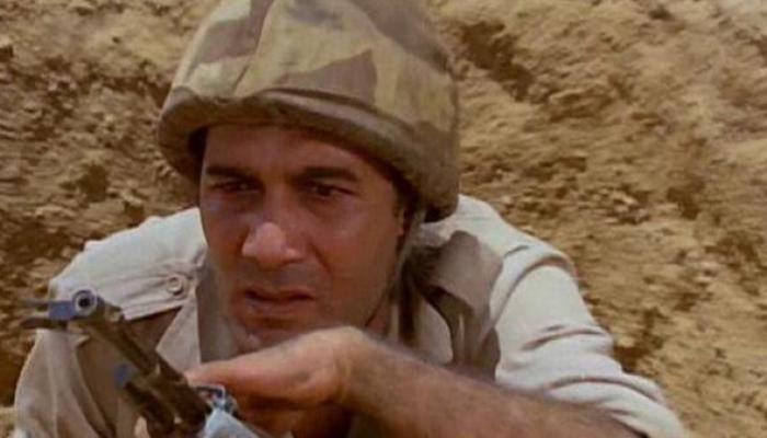 محمود ياسين نجم أفلام حرب أكتوبر يرحل في شهر النصر

