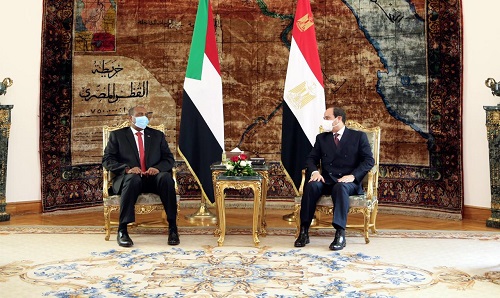 السيسي والبرهان يؤكدان تمسكهما بالتوصل إلى اتفاق ملزم بشأن ملء وتشغيل سد النهضة
