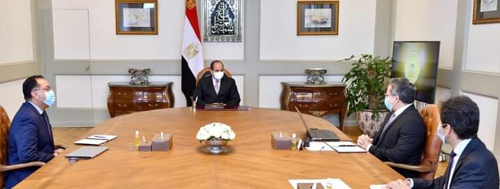 الرئيس يطلع على الحزم التحفيزية لدعم قطاع السياحة ويوجه بالحفاظ على العمالة