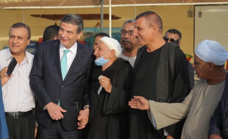 بالصور .. رئيس” البنك الزراعي” يزور ٩ محافظات لحل مشاكل المزارعين والمستثمرين
