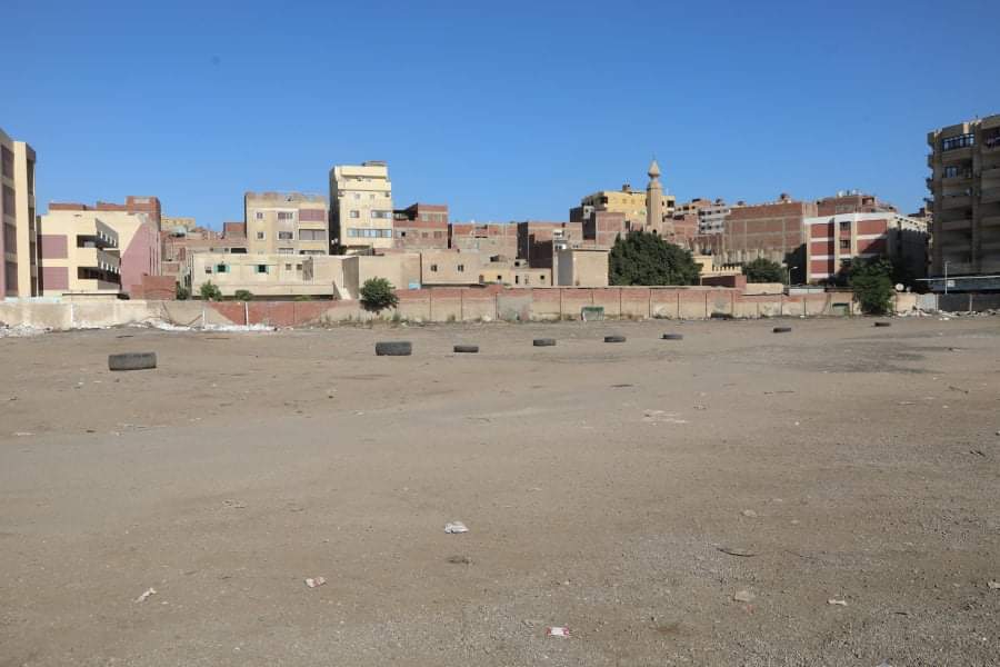 مساحه 4 أفدنة..محافظ الجيزة: إنشاء موقف لسيارات السرفيس المنتشرة بصورة غير منظمة بالرماية والمنصورية