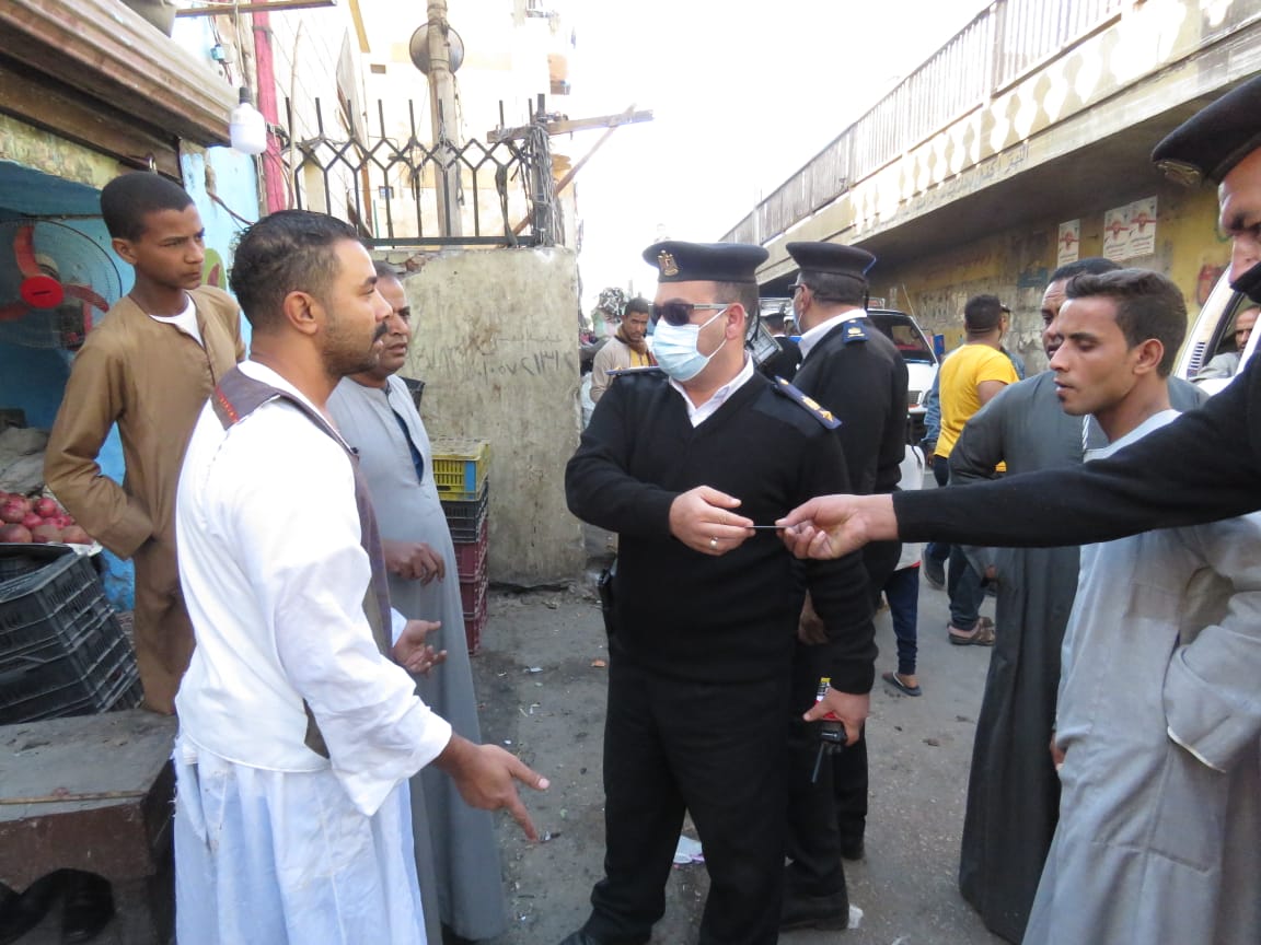 تحرير 169 محضر اشغالات بالاقصر فى حملة لشرطة المرافق