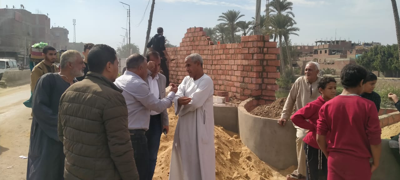 رئيس مدينة البدرشين الجديد لا يعرف الجلوس في المكتب.. جولات  