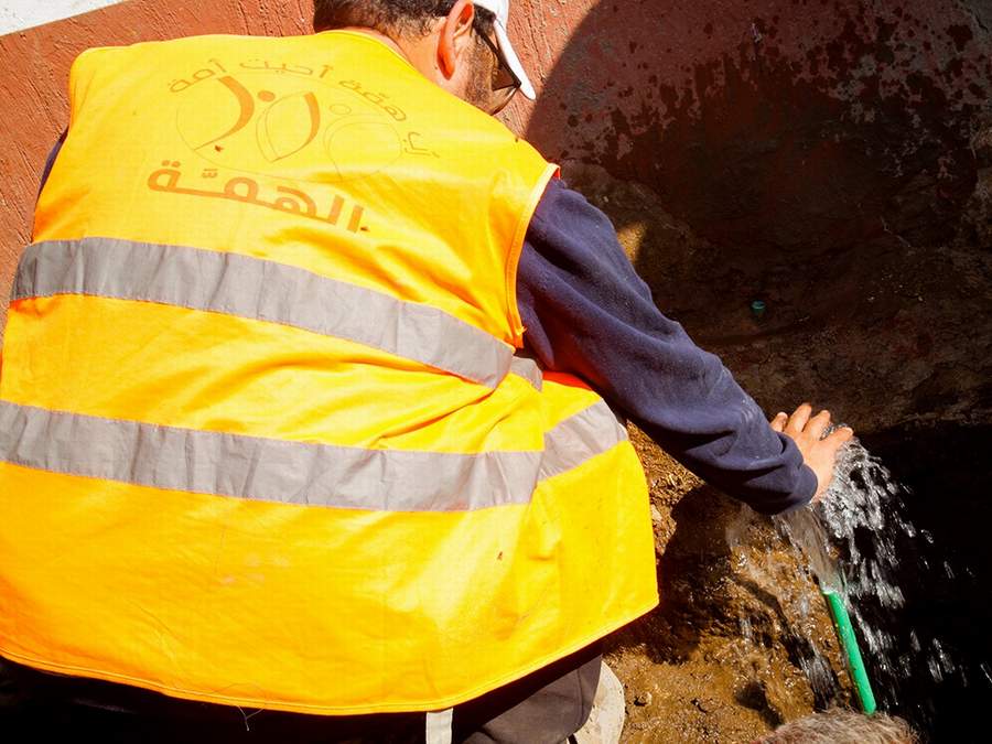  جمعية الهمة تنفذ مشاريع تنموية وأسقف ووصلات مياه لغير القادرين بالمنيا
