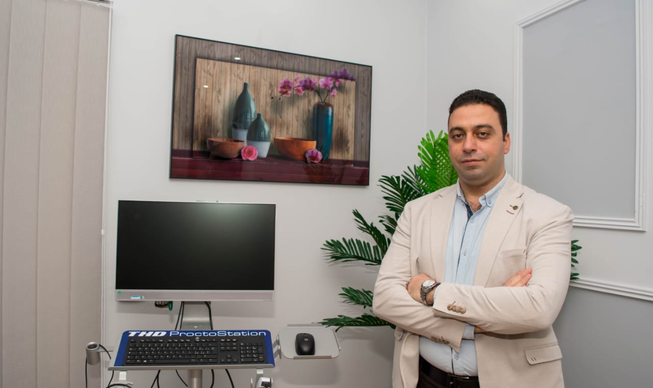 سامي عبدالستار يوضح دور التكنولوجيا الحديثة في علاج أمراض الشرج