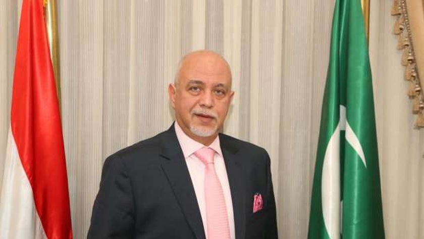 عضو بالشيوخ يقدم اقتراحا برغبة لاعتبار 2021 عاما للوعي تحت رعاية السيسي