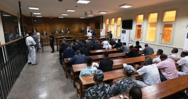 استدعاء ضابط التحريات فى اتهام شخصين باستغلال صور سيدة لابتزازها بالقاهرة 
