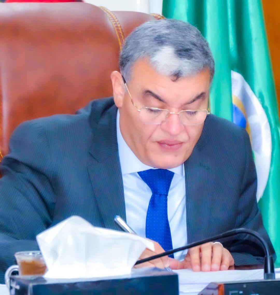 محافظ المنيا يهنئ الرئيس السيسي بحلول العام الميلادى الجديد 