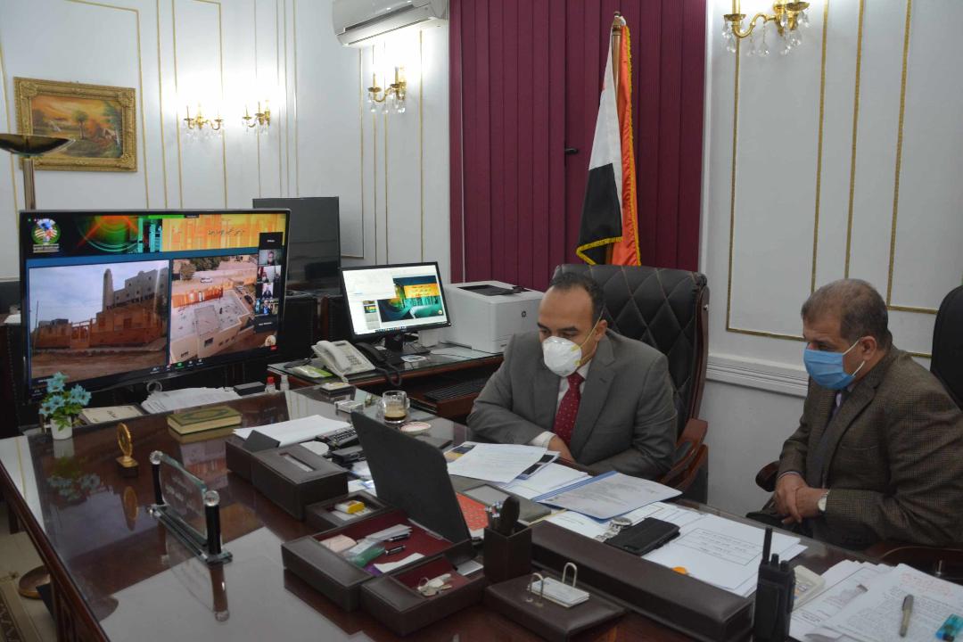 عبر الفيديو كونفرنس نائب محافظ المنيا يستعرض الموقف العام لمراحل تطوير مسار العائلة المقدسة 