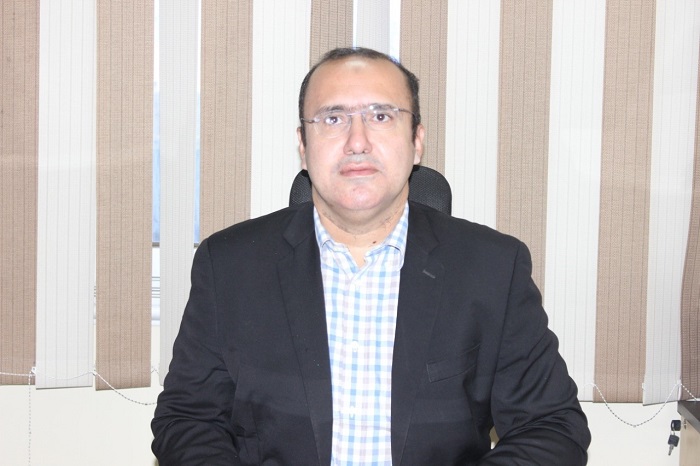 أستاذ جراحات الأوعية الدموية يوضح أهمية الدعامات الدوائية لمرضى القلب