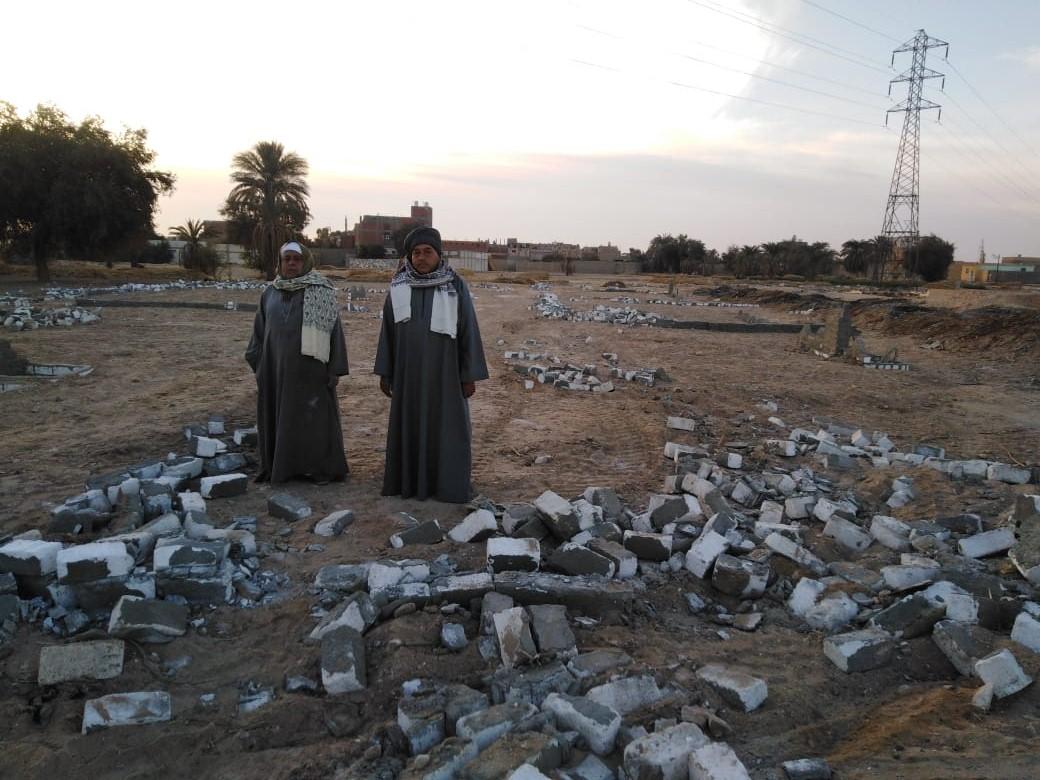 غضب شديد في اكبر مدن قنا بعد ازاله مقابر دون احترام لحرمتها والسكون يخيم على وزارة التنمية المحلية