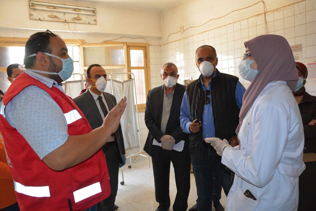 نائب محافظ المنيا يتابع توافر الاحتياجات والخدمات بقريتي القيس وأبو جرج ببنى مزار