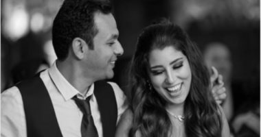 زوج آيتن عامر يغازلها بـ 